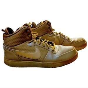 *NIKE* Court Borough Mid Winter